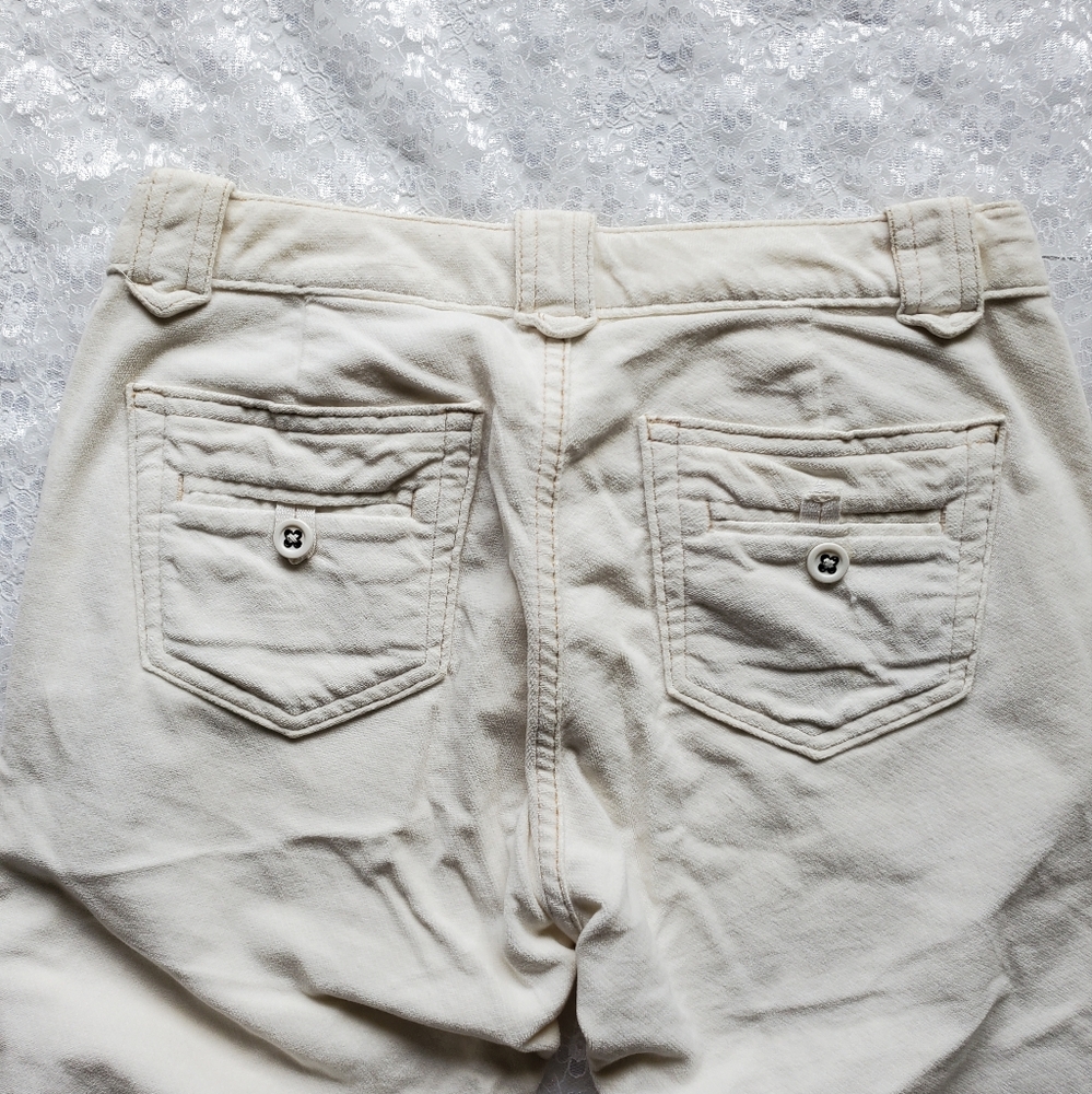 GAP low rise boot cut white jeans | size 1 reg